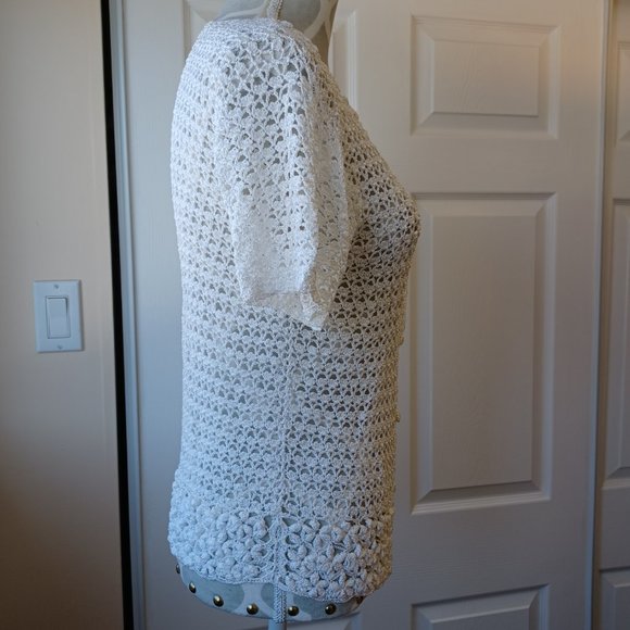 Beta's Choice White Crocheted Sweater - (3194) - Picture 4 of 11